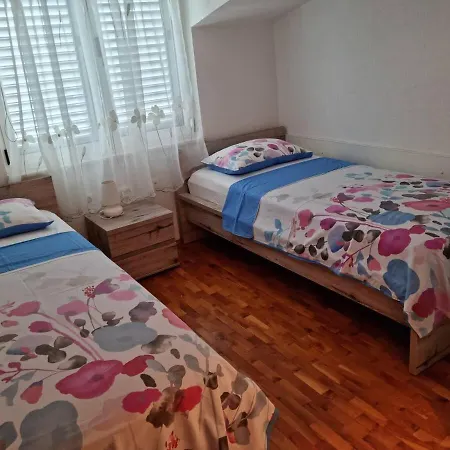 Apartament Tanja *